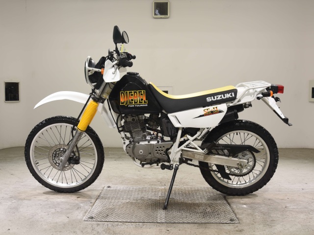 Suzuki DJEBEL200