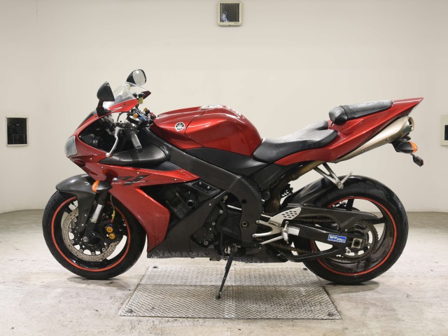 Yamaha YZF-R1