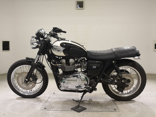 Triumph TRIUMPH BONNEVILLE T100