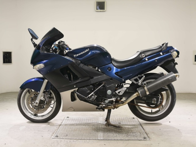Kawasaki ZZR400-2