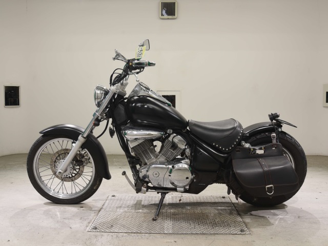 Suzuki INTRUDER 250