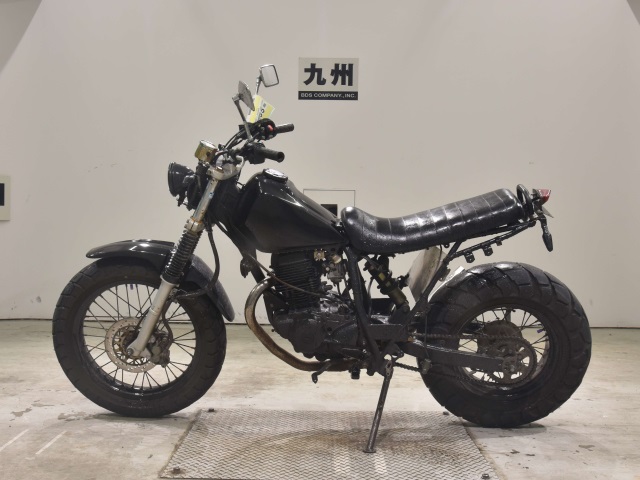 Yamaha TW200-2