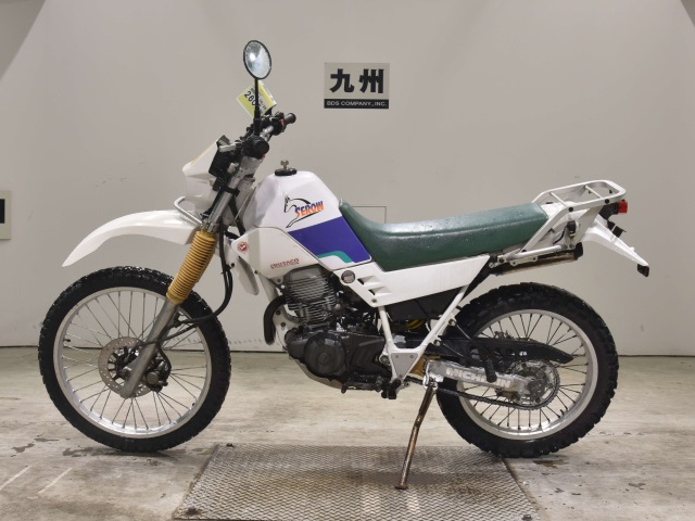 Yamaha SEROW 225W