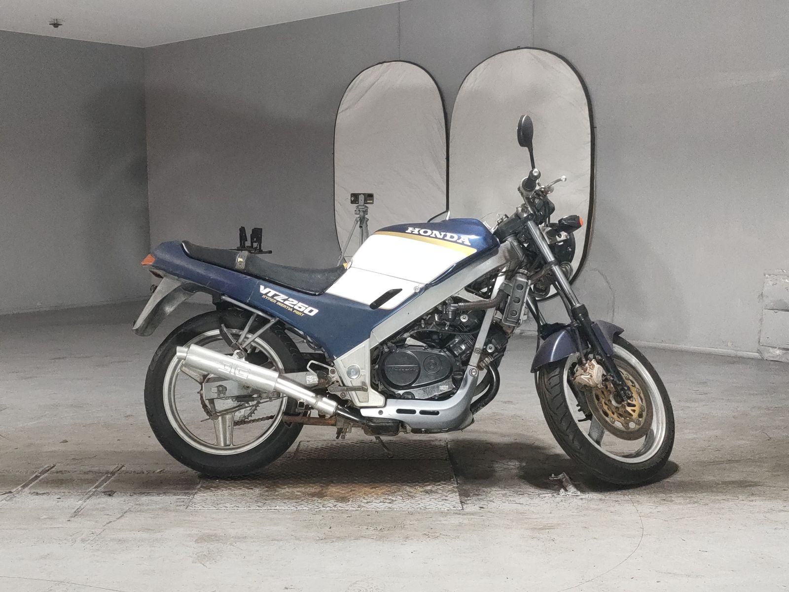 Honda VTZ250