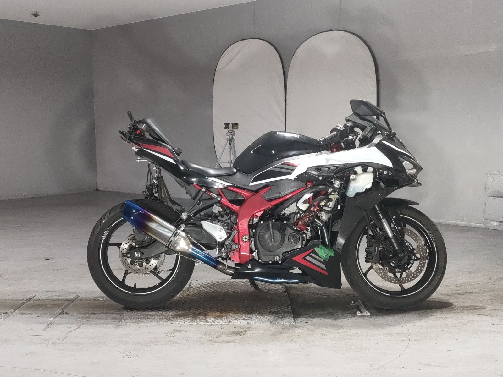 OTHER NINJA ZX-25R
