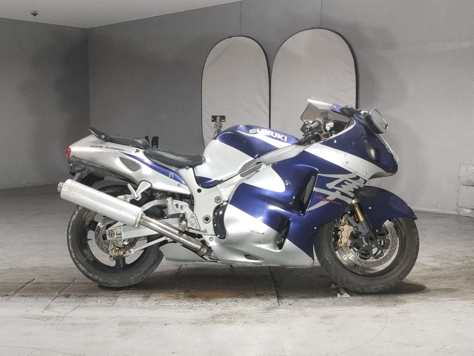 Suzuki GSX1300R HAYABUSA