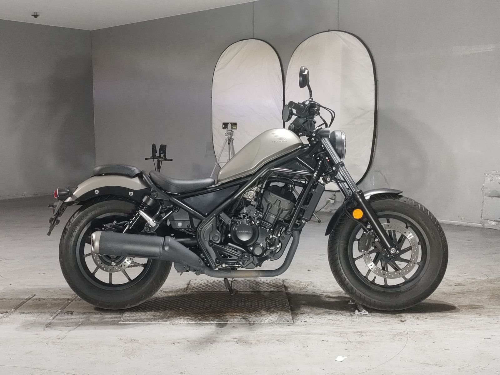 Honda REBEL