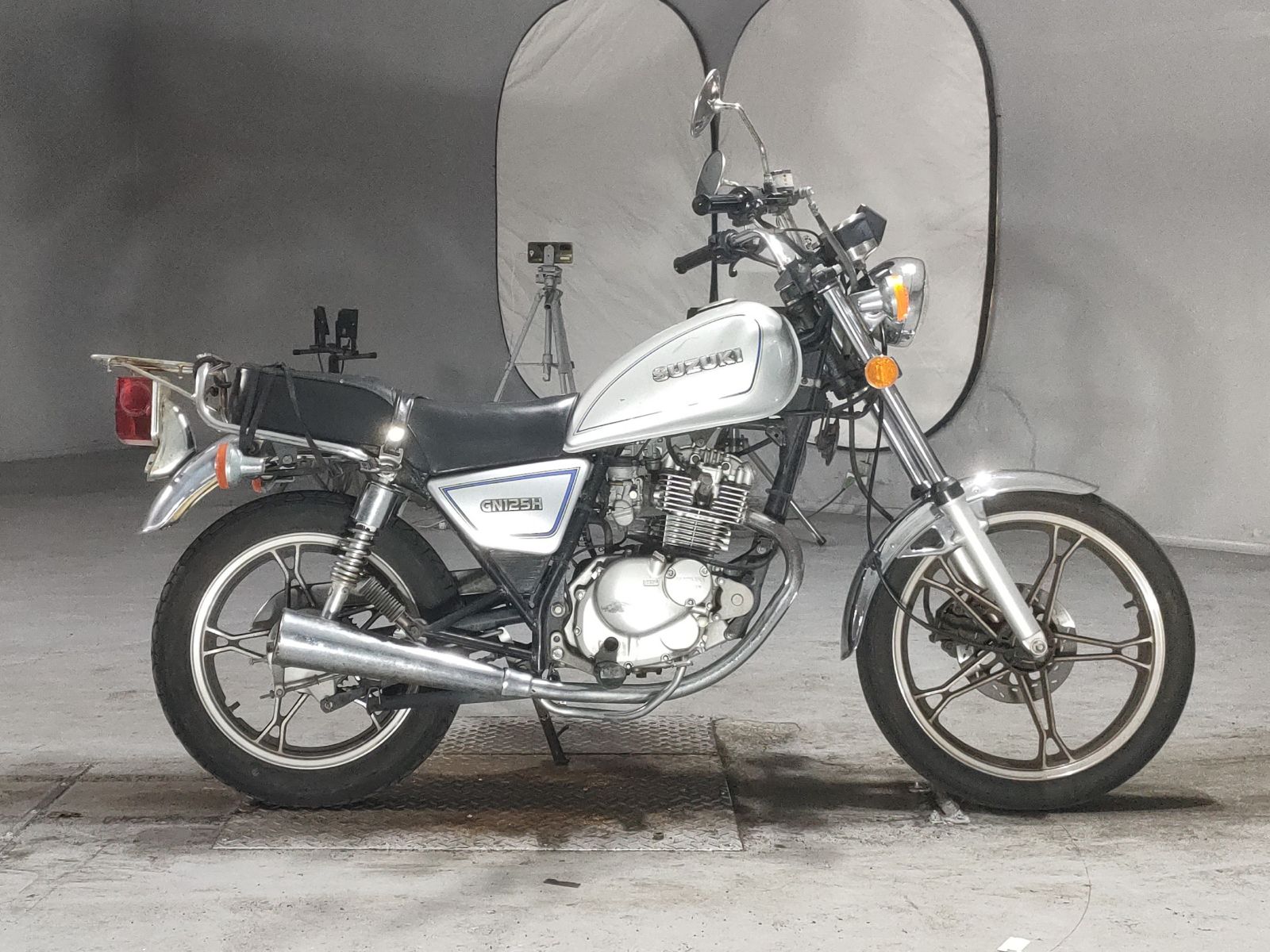 Suzuki GN125H