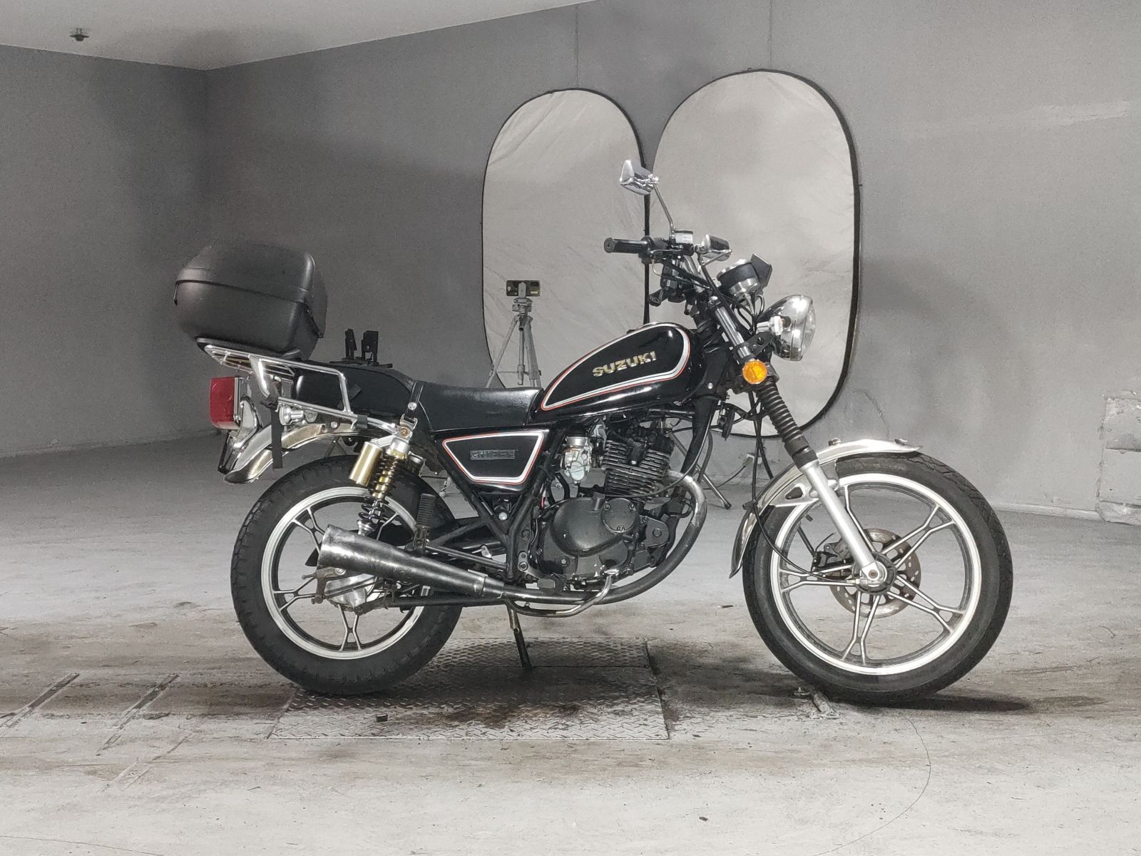 Suzuki GN125H