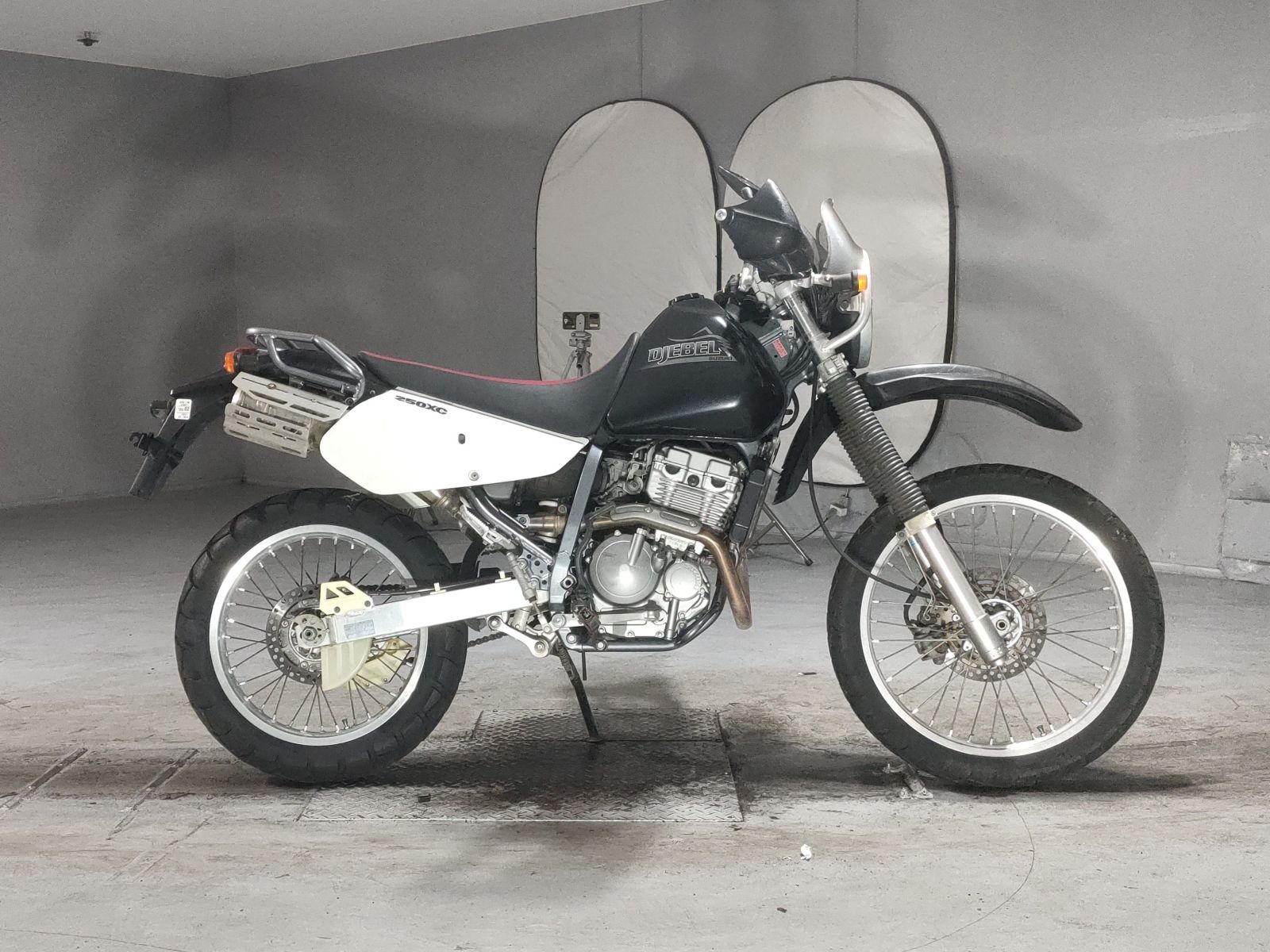 Suzuki DJEBEL250XC