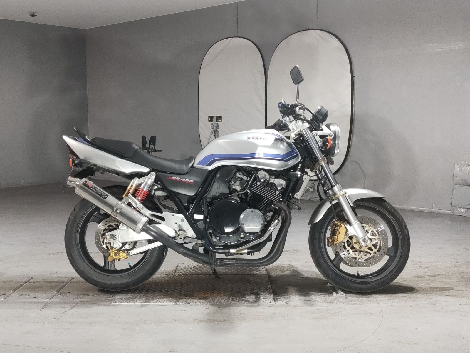 Honda CB400SFV-1