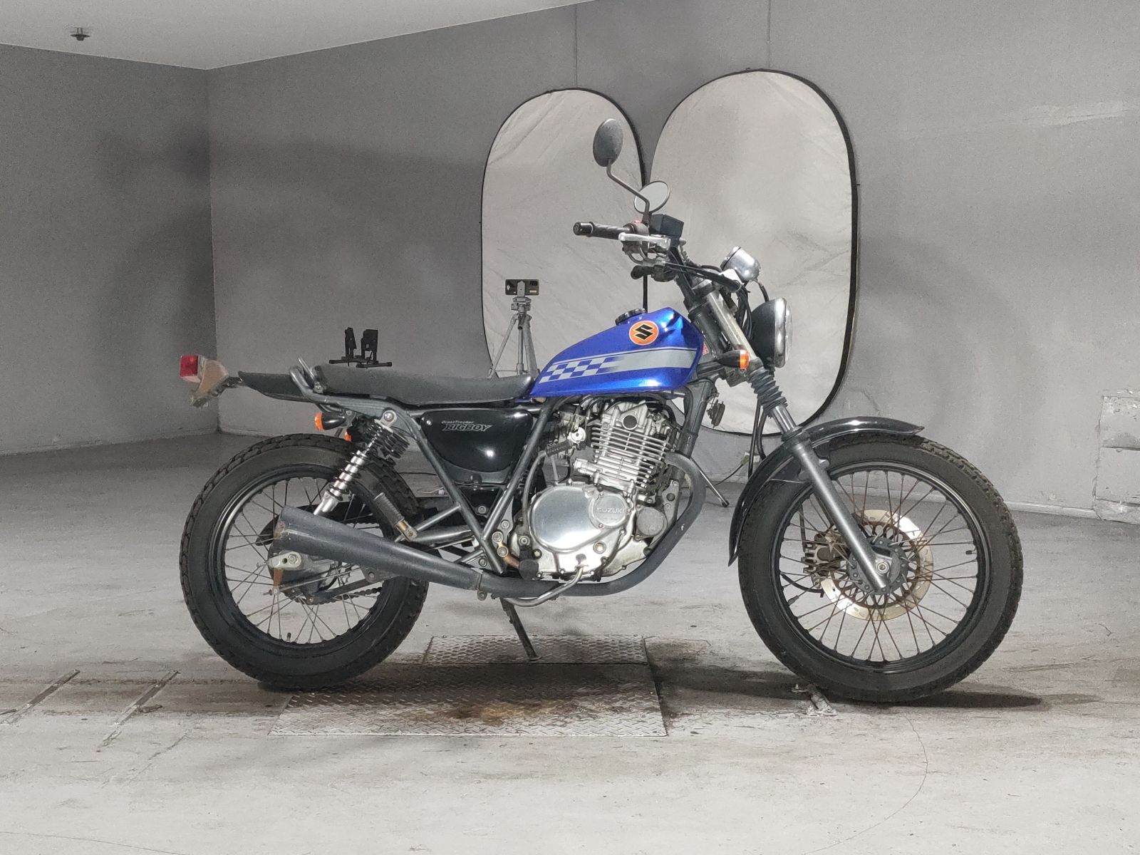 Suzuki GLASS TRACKER BIG BOY