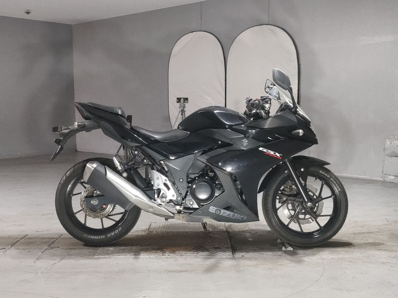 Suzuki GSX250R
