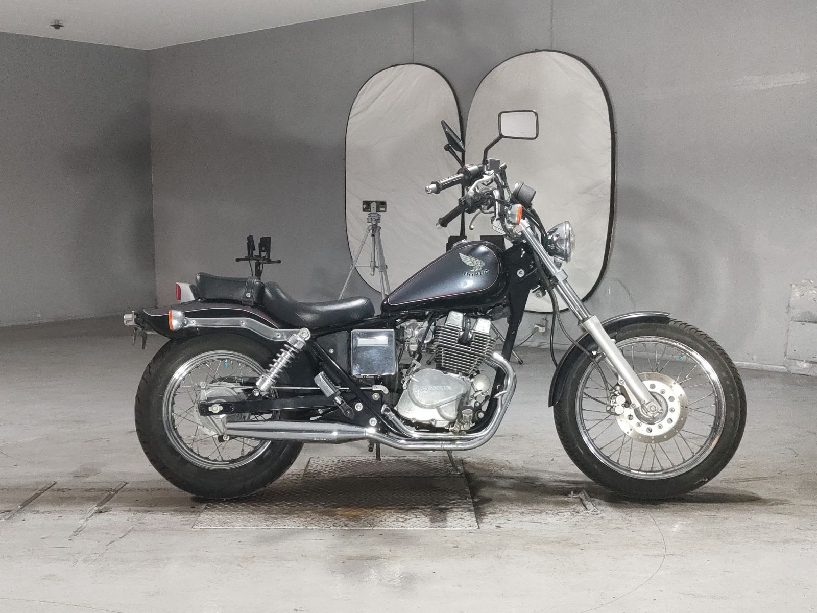 Honda REBL