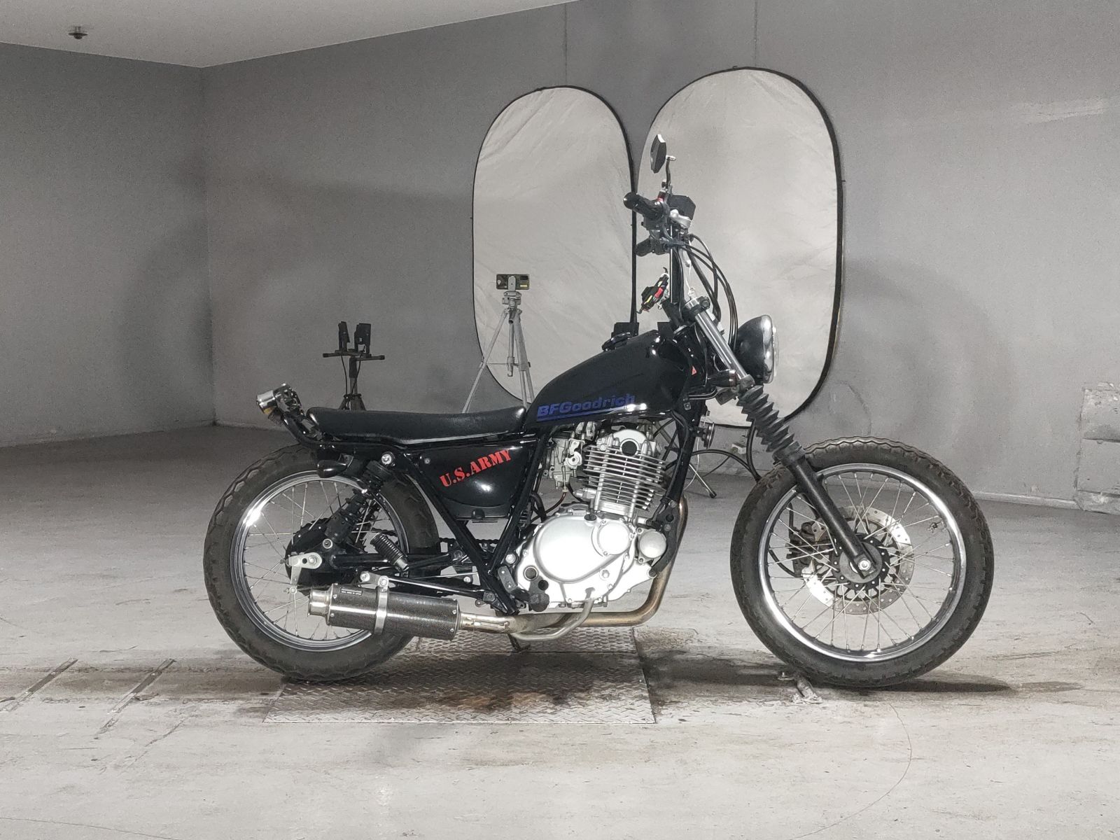 Suzuki GLASS TRACKER BIG BOY