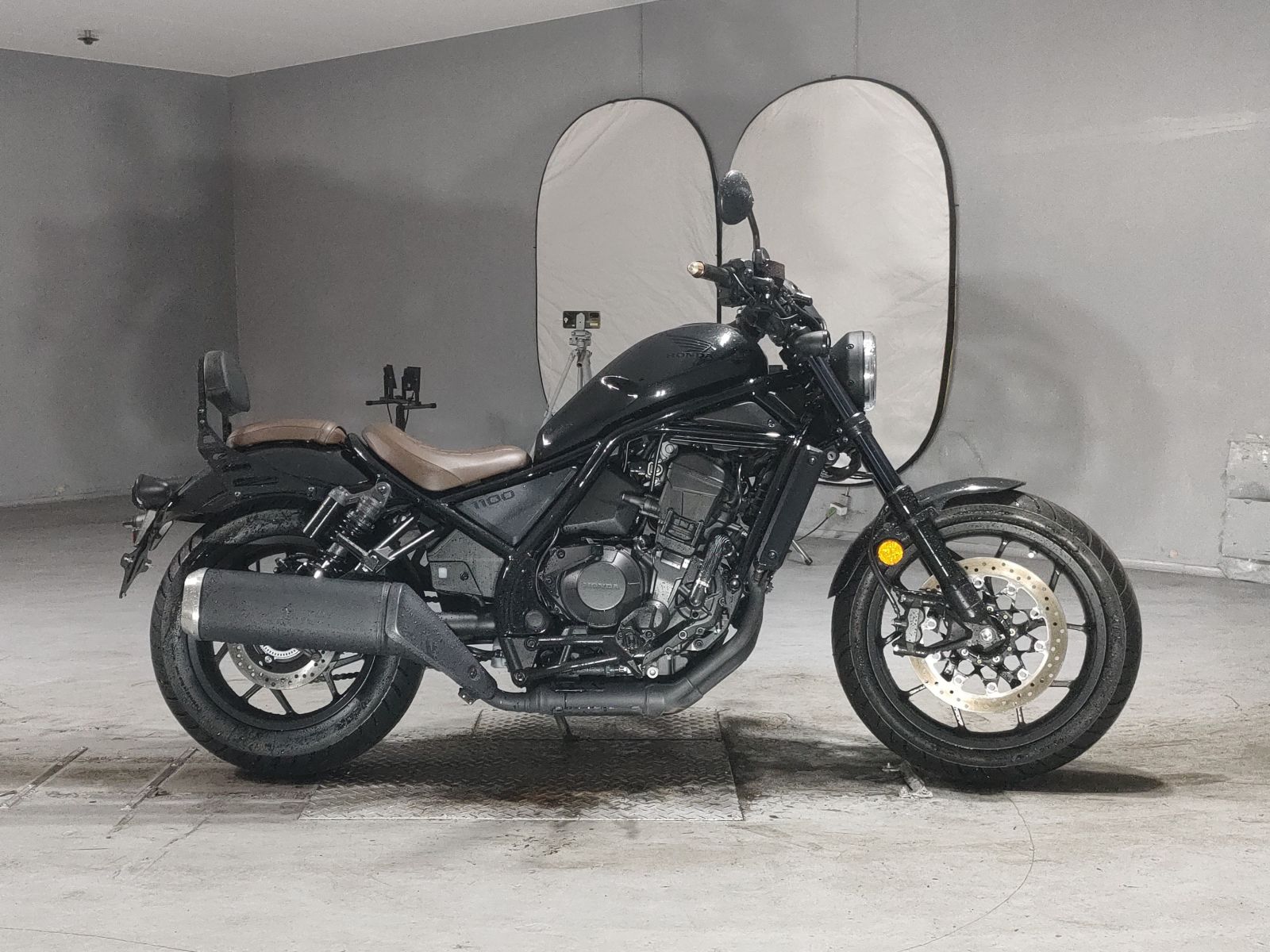 OTHER REBEL 1100