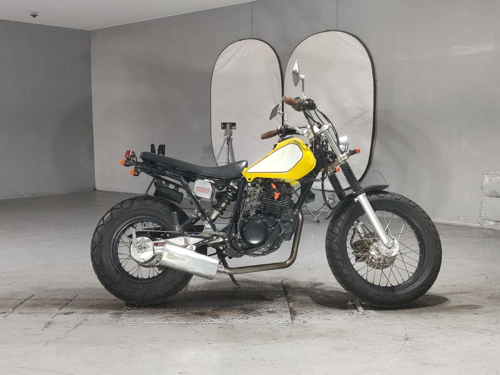 Yamaha TW200
