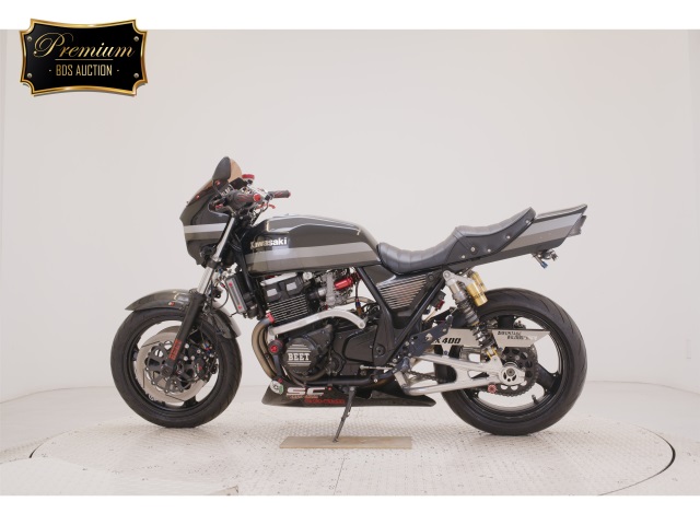 Kawasaki ZRX400