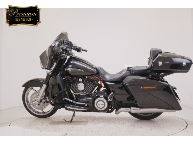Harley-Davidson HARLEY FLHXSE1800CVO