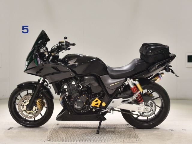 Honda CB400SFV-4 BOLDORABS