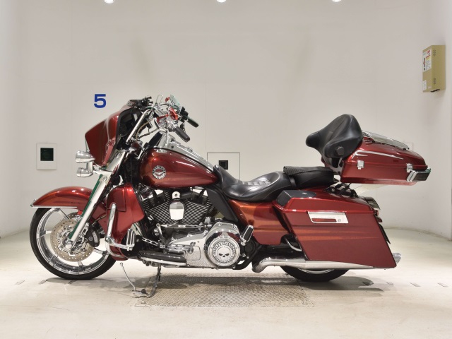 Harley-Davidson HARLEY FLHRSE1800CVO