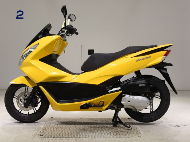 Honda PCX125-2