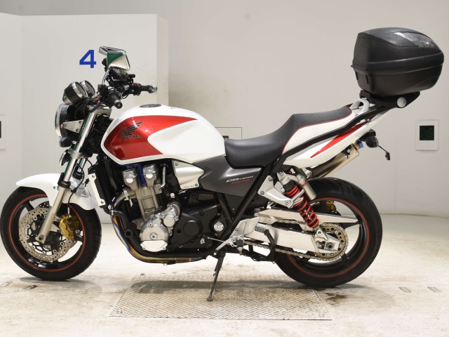 Honda CB1300SF