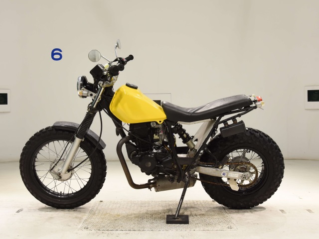 Yamaha TW200