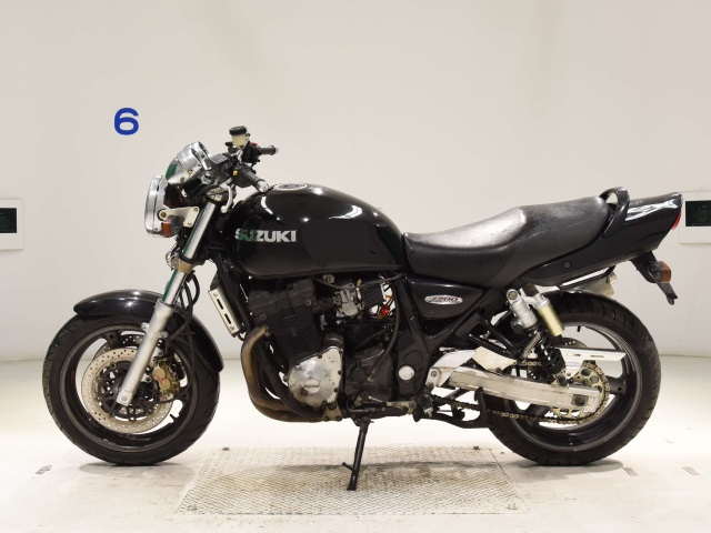 Suzuki INAZUMA 1200