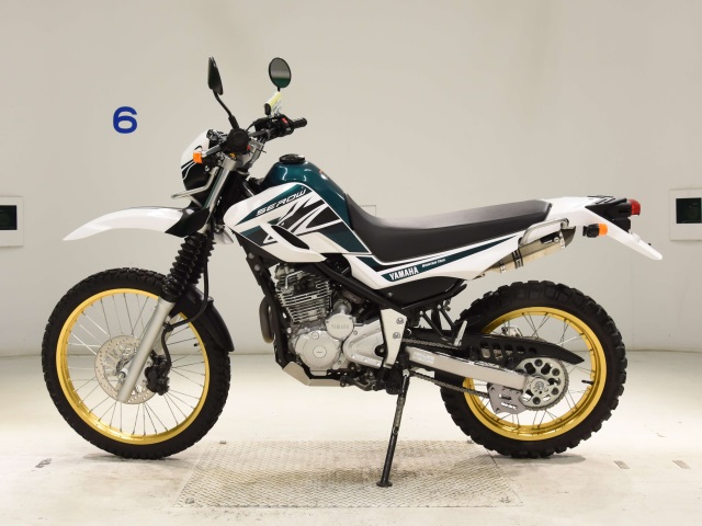 Yamaha SEROW 250-2
