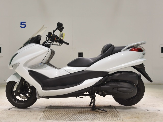 Yamaha MAJESTY 250-4