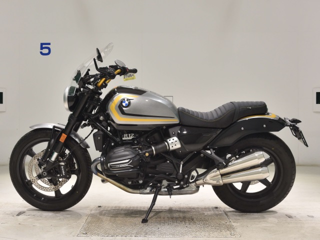 OTHER BMWR12 FIRST EDITION