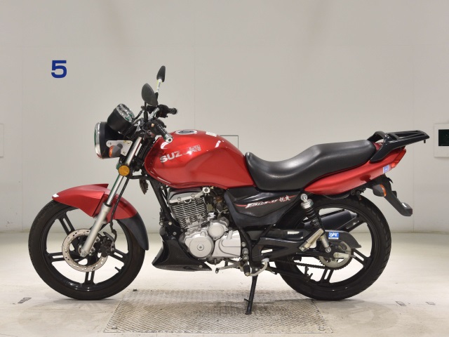 Suzuki EN125-3F