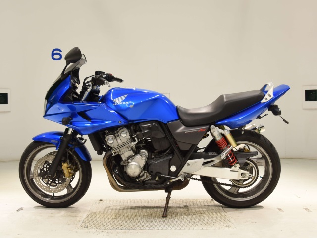 Honda CB400SFV-4 BOLDORABS