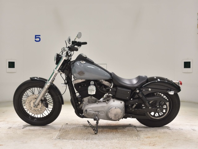 Harley-Davidson HARLEY FXDB1580