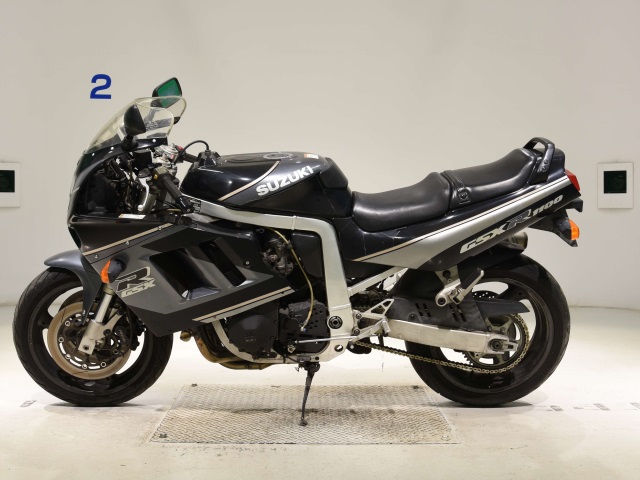 Suzuki GSX-R1100