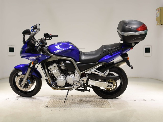Yamaha FZS1000 FEATHER