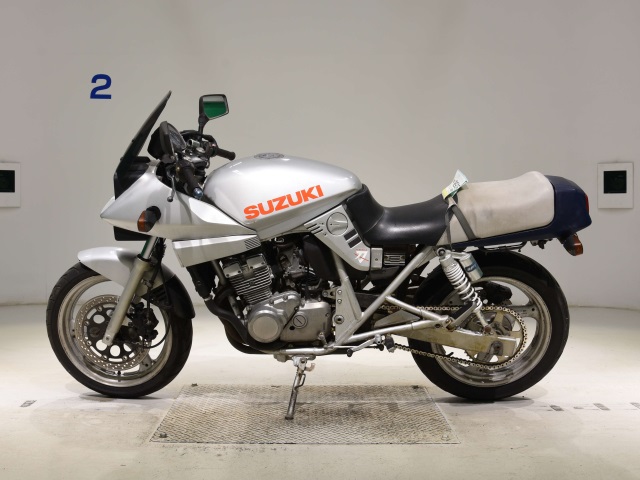 Suzuki GSX250 KATANA
