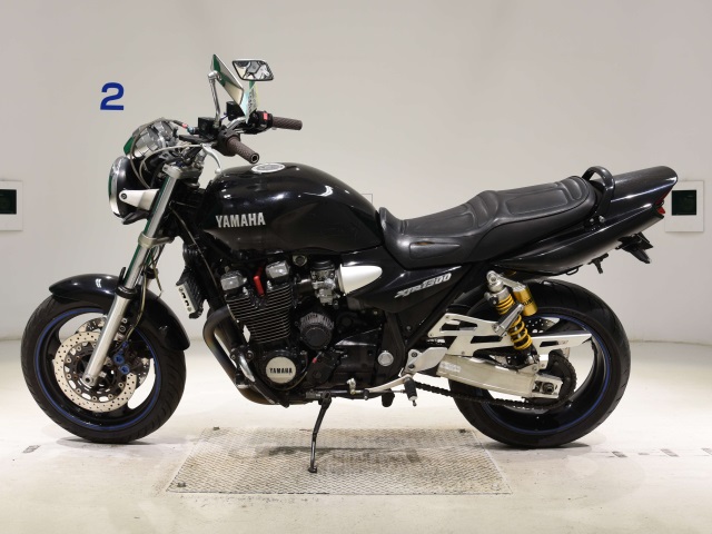 Yamaha XJR1300
