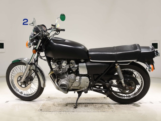 Suzuki GS750