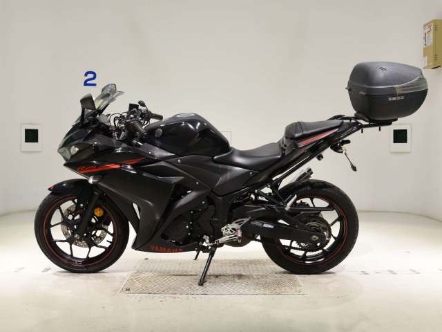 Yamaha YZF-R25A