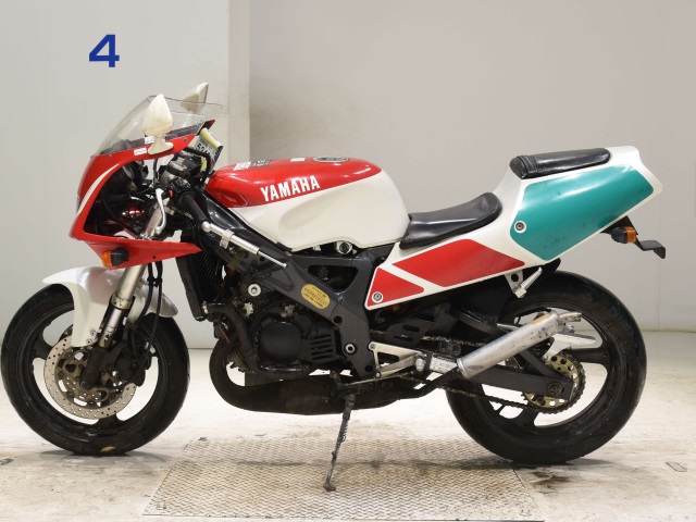 Yamaha TZR250R