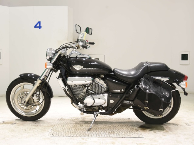 Honda MAGNA 250