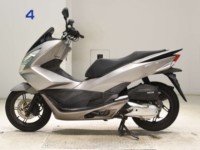 Honda PCX150-2