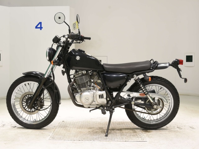 Suzuki GLASS TRACKER BIG BOY