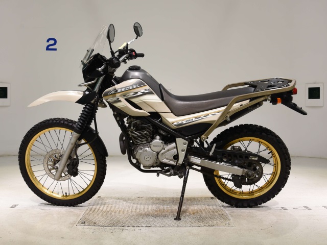 Yamaha SEROW 250-2