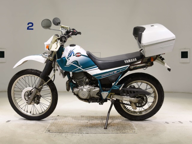 Yamaha SEROW 225W
