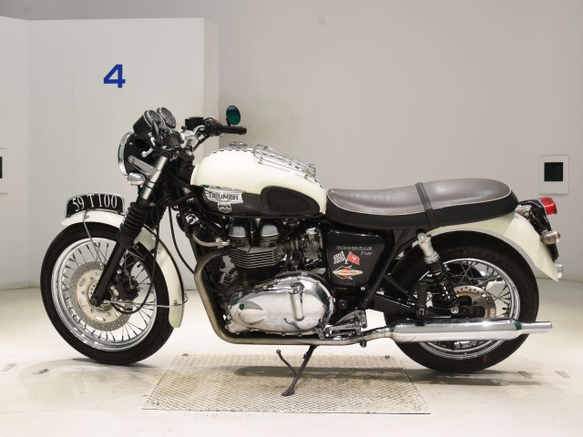 Triumph TRIUMPH BONNEVILLE T100