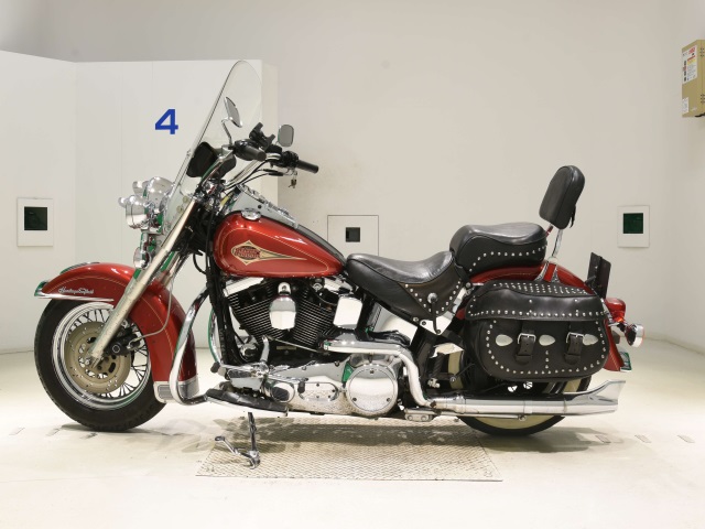 Harley-Davidson HARLEY FLSTC1340