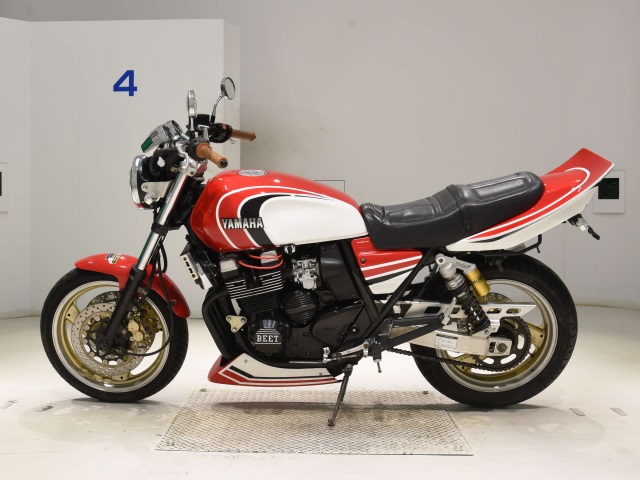 Yamaha XJR400R-1